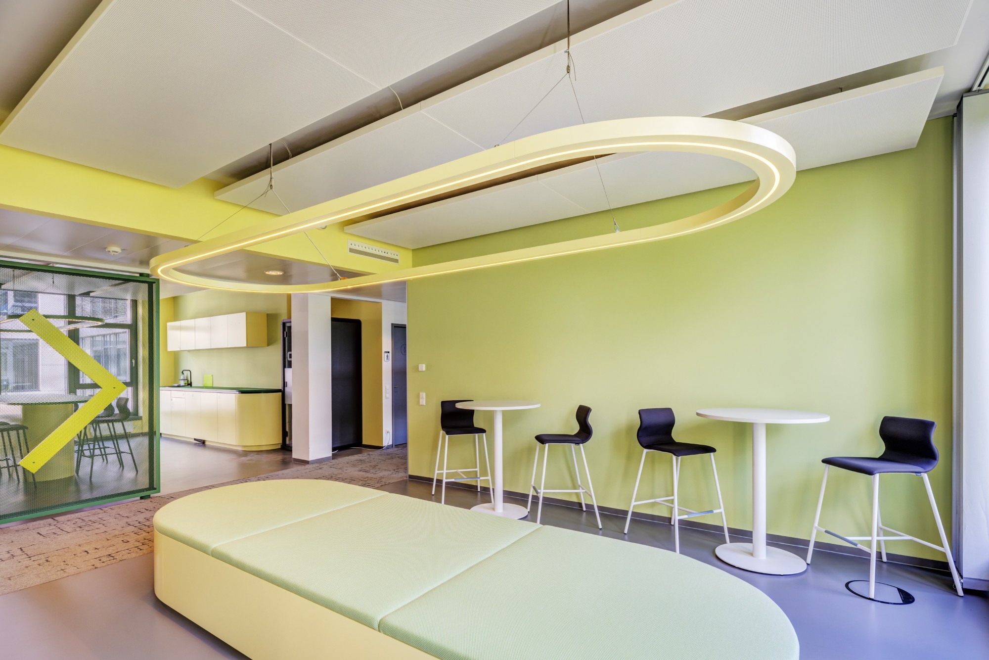 Teeküche und Lounge